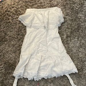 White strapless dress